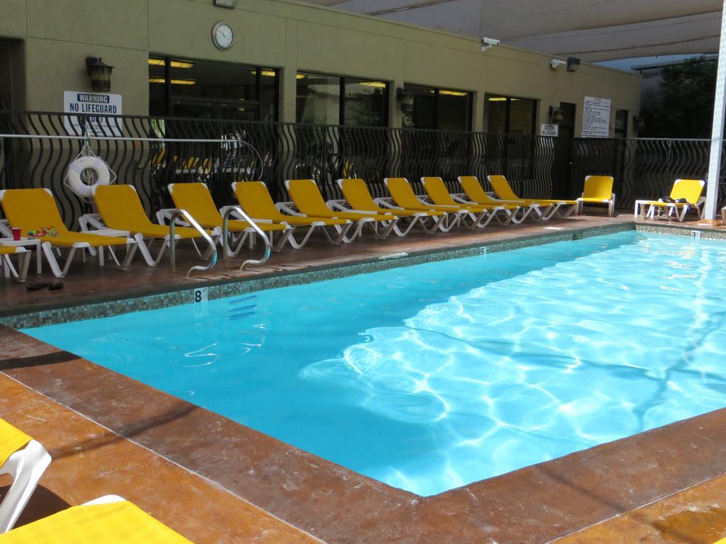 Aparthotel Getaways At The Jockey Club Las Vegas Zewnętrze zdjęcie